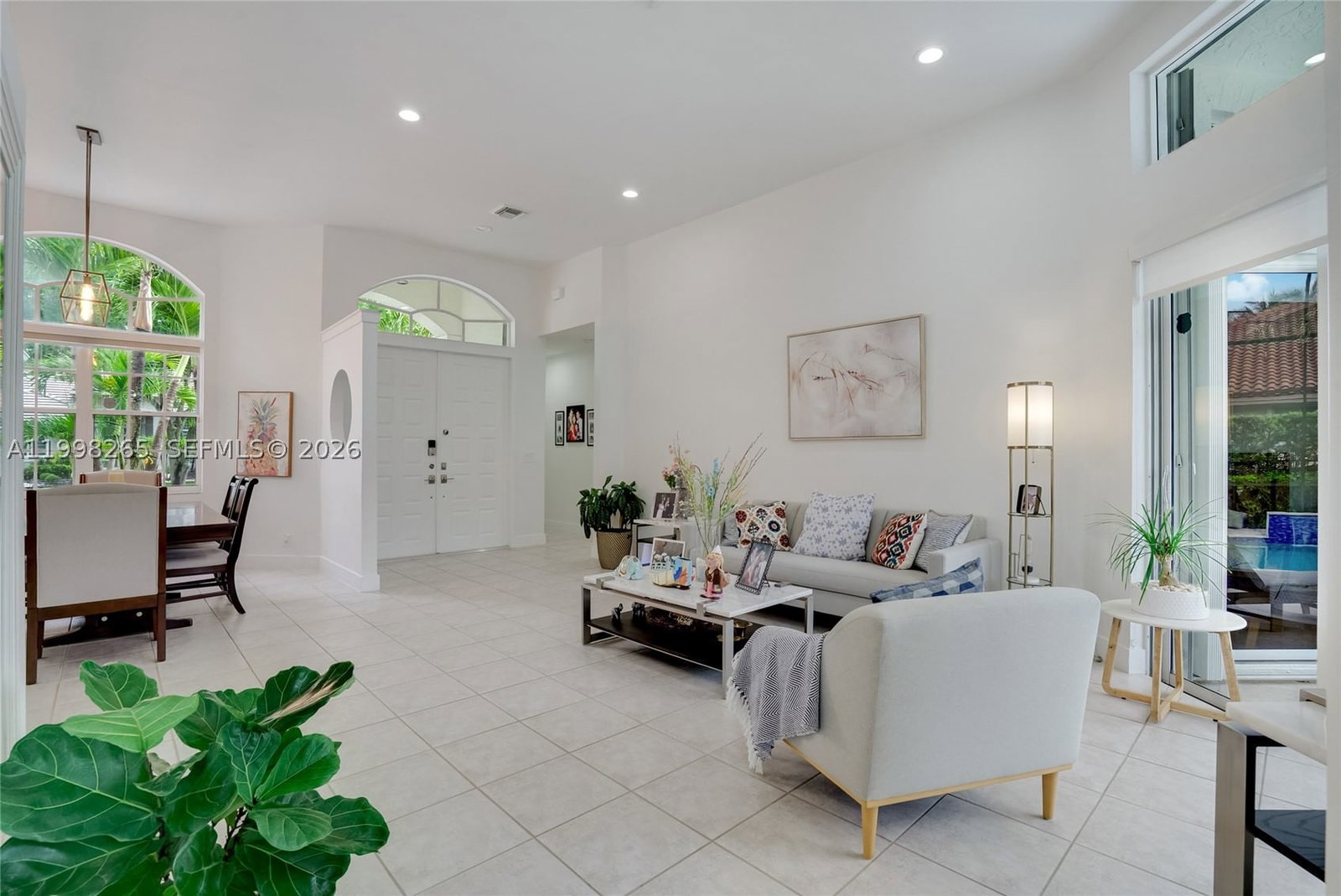 Real estate property located at 3085 Lakewood Cir, Broward, Sector 7 South -, Weston, FL