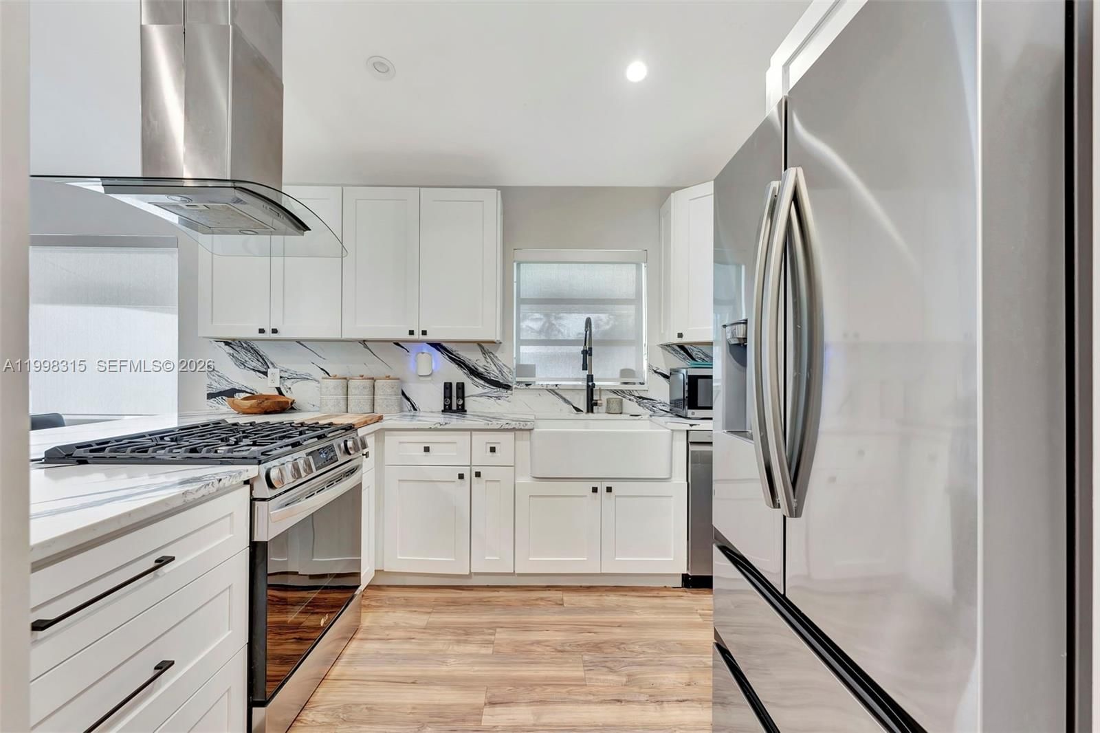 Real estate property located at 3043 Hayes Street, Broward, Lakeview Heights No 2, Hollywood, FL