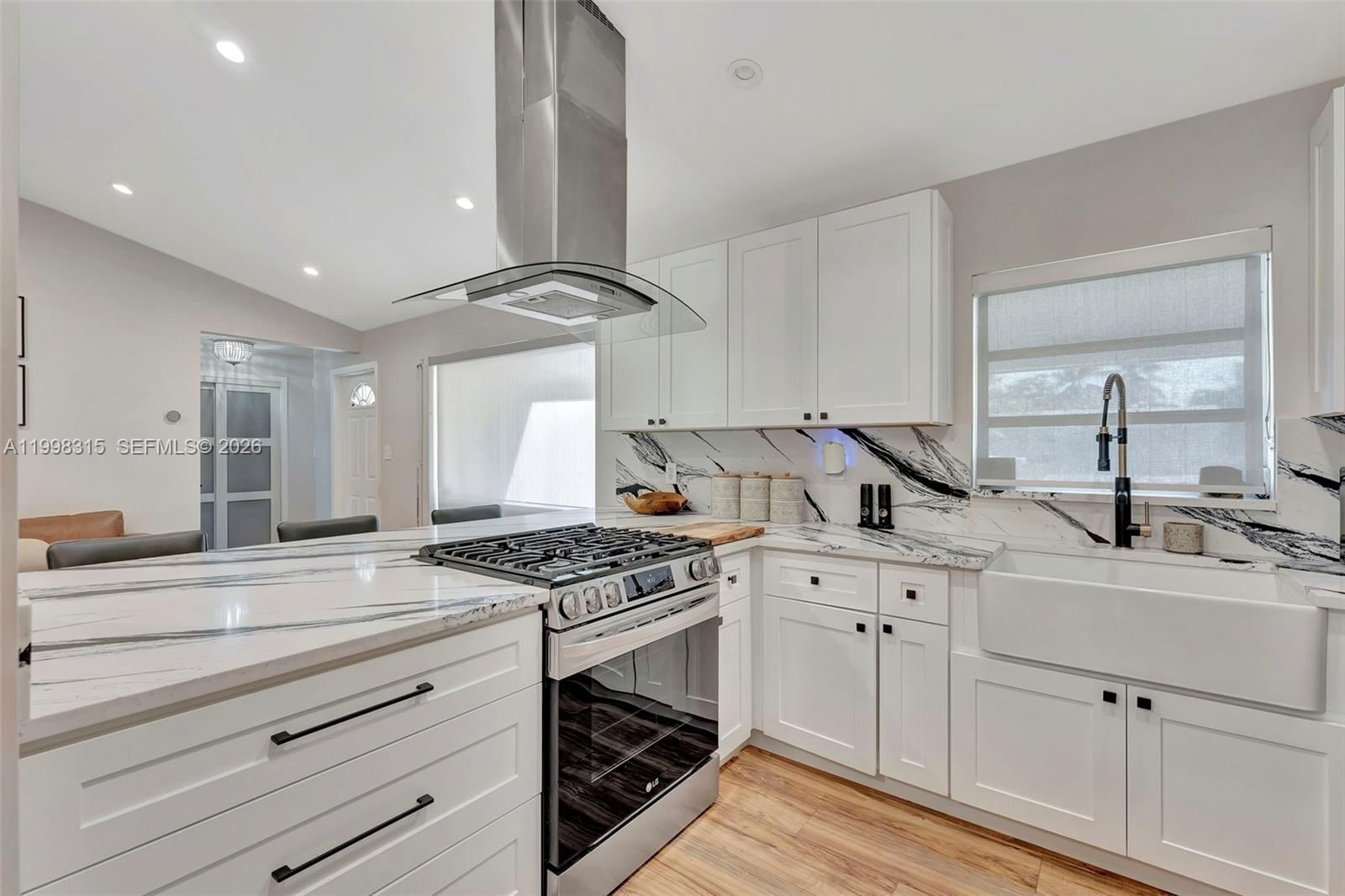 Real estate property located at 3043 Hayes Street, Broward, Lakeview Heights No 2, Hollywood, FL