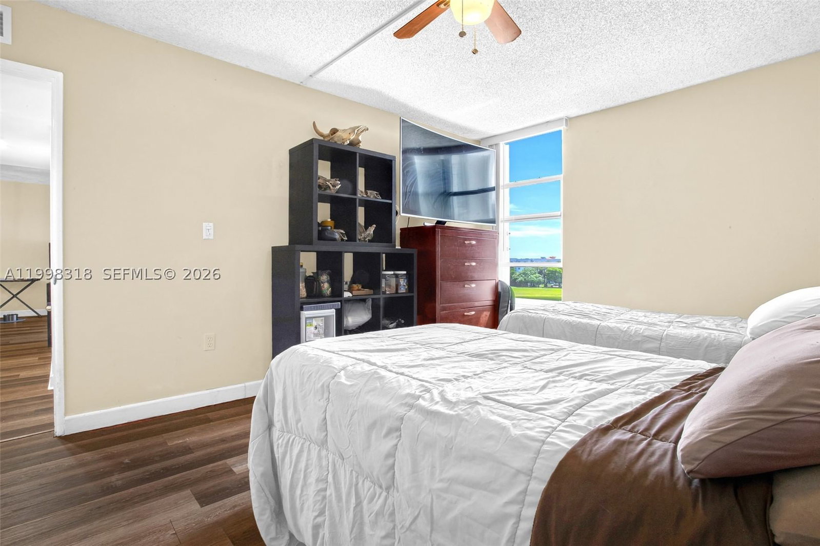 Real estate property located at 9682 Fontainebleau Blvd #503, Miami-dade, Golfview Club Fontaineble, Miami, FL