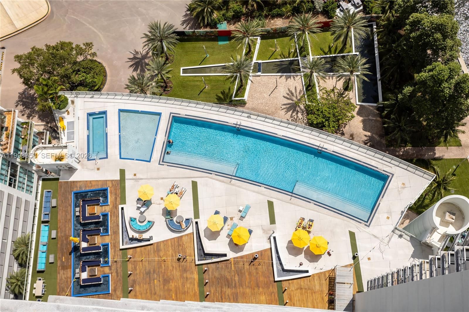 Real estate property located at 92 3rd St #3512, Miami-dade, Mint Condo, Miami, FL