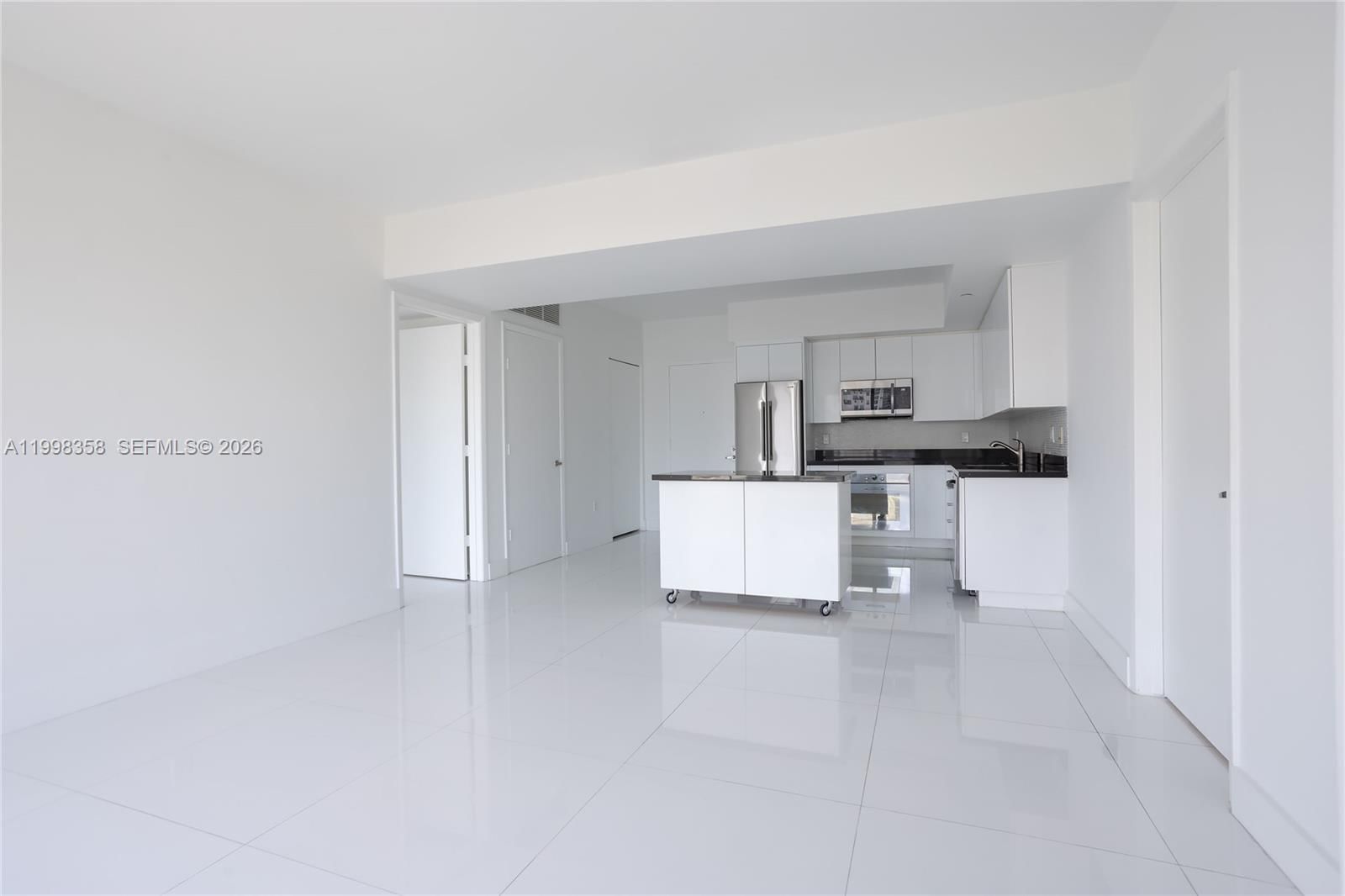 Real estate property located at 92 3rd St #3512, Miami-dade, Mint Condo, Miami, FL