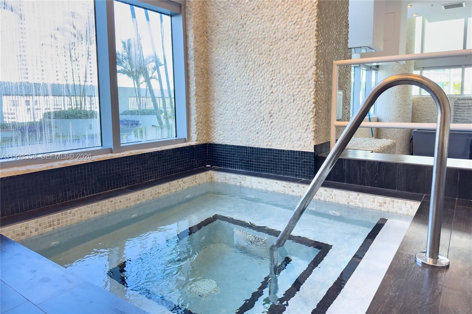 Real estate property located at 92 3rd St #3512, Miami-dade, Mint Condo, Miami, FL