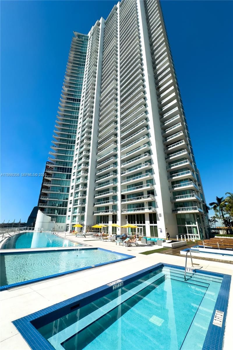 Real estate property located at 92 3rd St #3512, Miami-dade, Mint Condo, Miami, FL