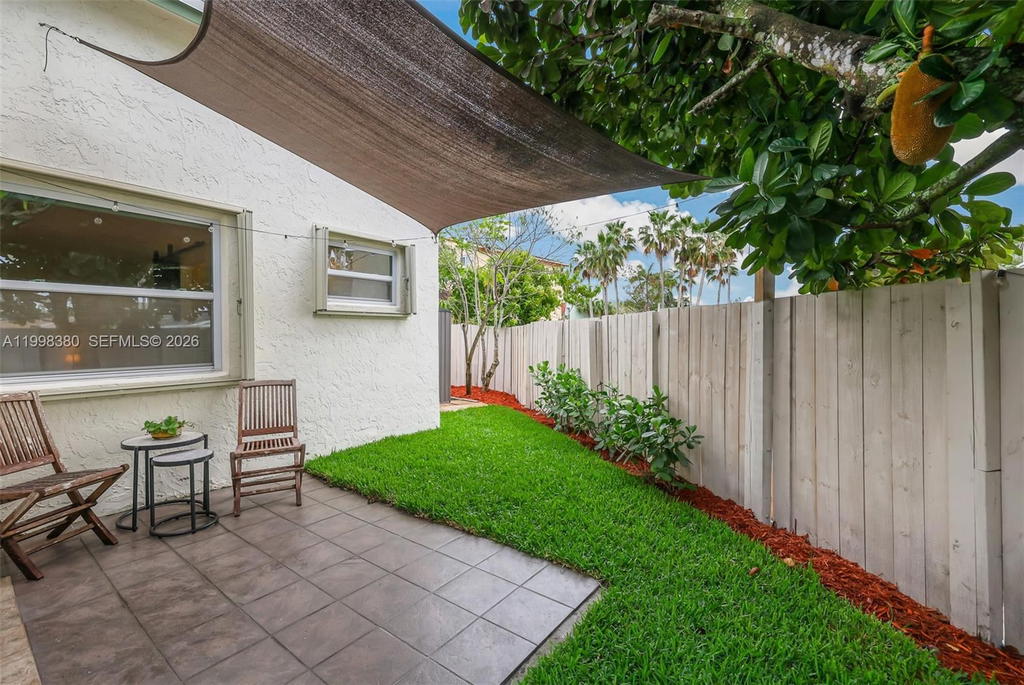 Real estate property located at 526 Danville Ter, Broward, Brandywine, Davie, FL