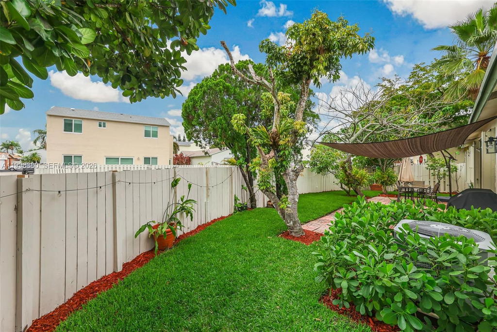 Real estate property located at 526 Danville Ter, Broward, Brandywine, Davie, FL