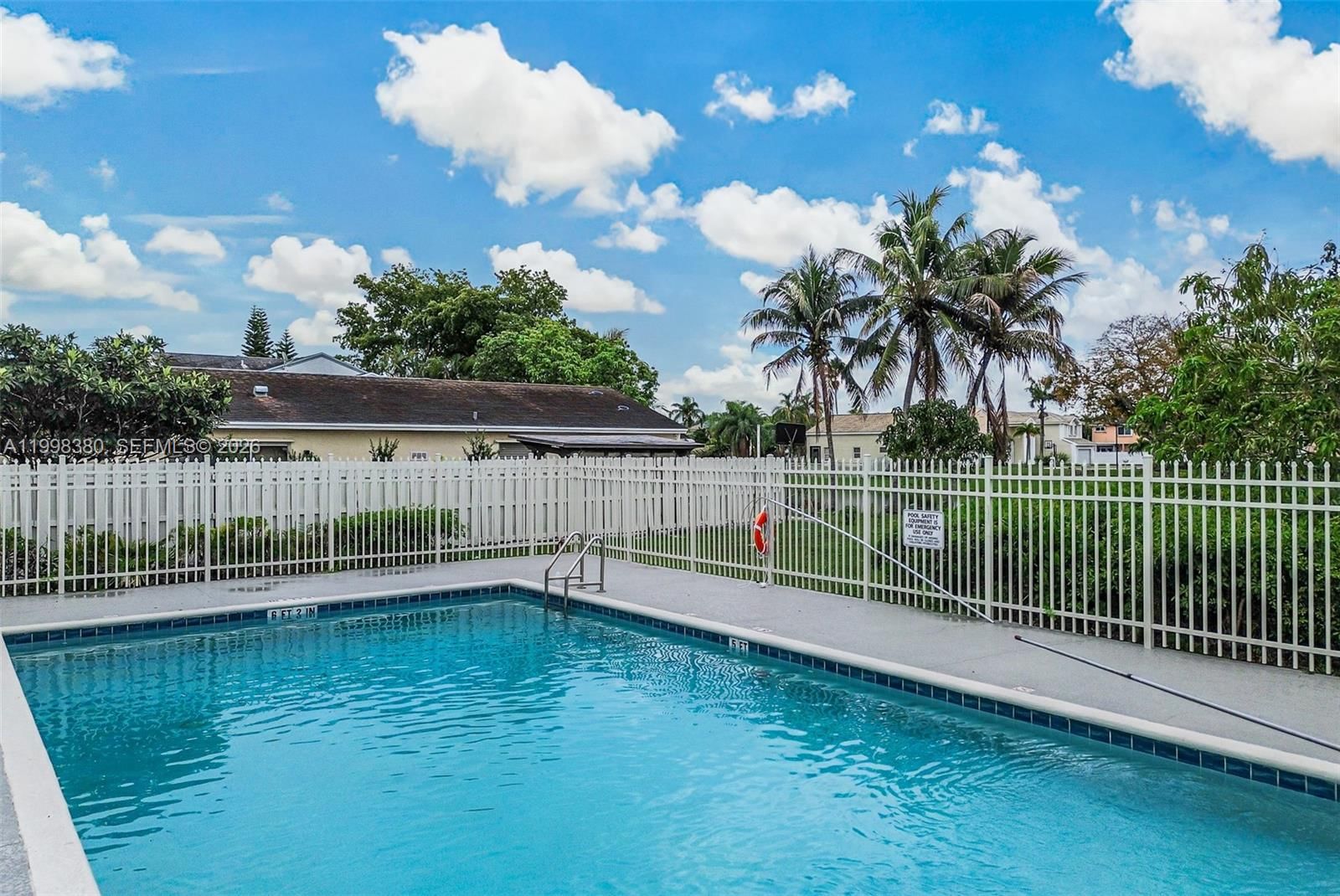 Real estate property located at 526 Danville Ter, Broward, Brandywine, Davie, FL