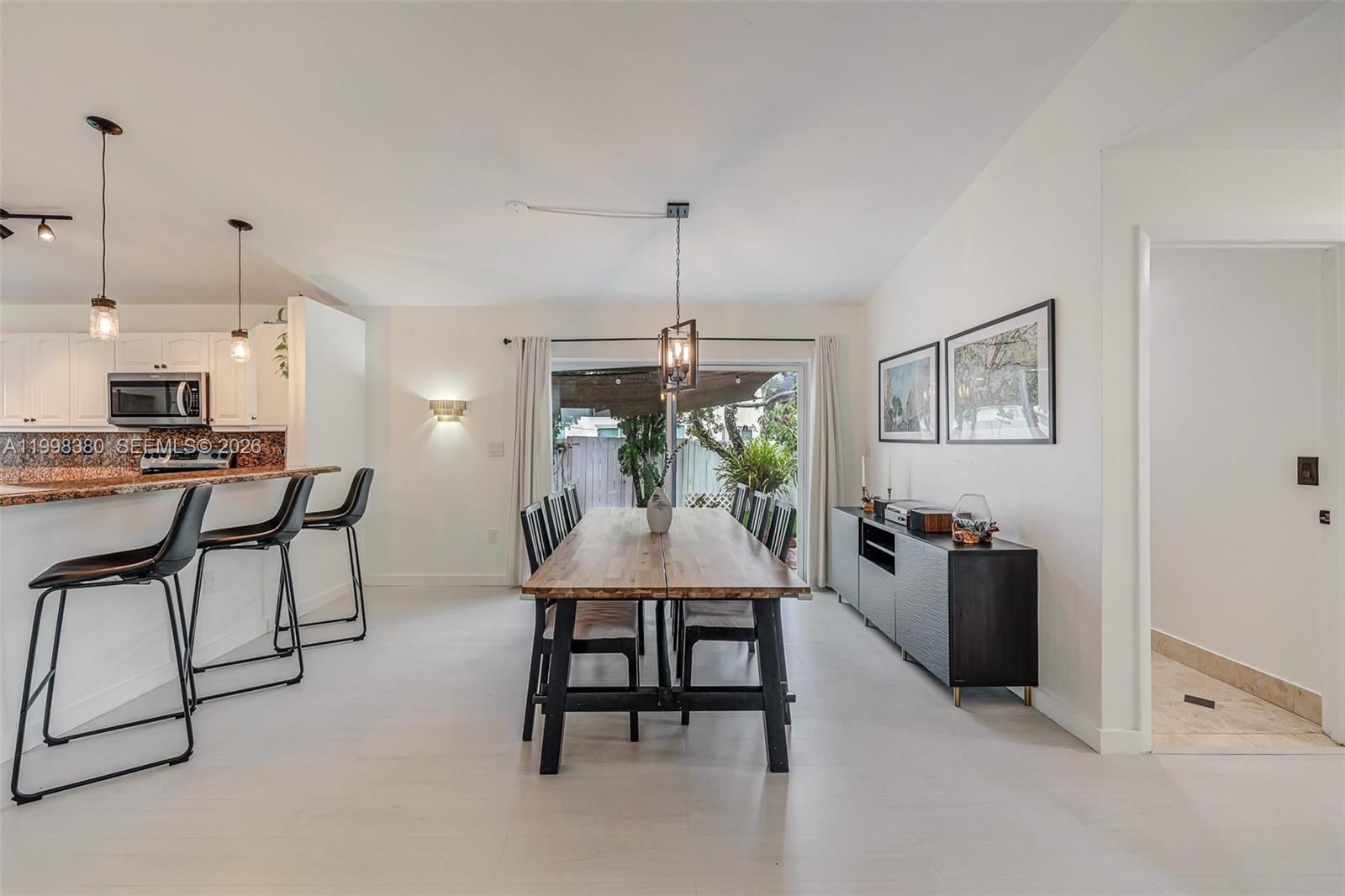 Real estate property located at 526 Danville Ter, Broward, Brandywine, Davie, FL