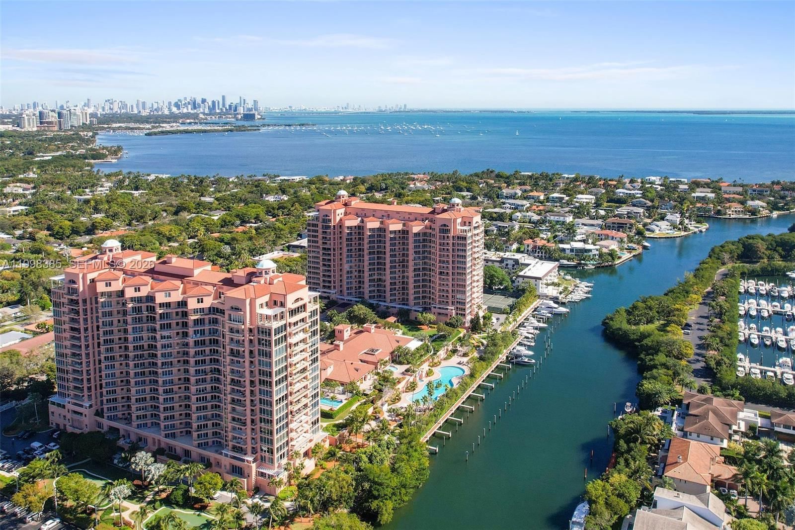 Real estate property located at 10 Edgewater Dr #7G, Miami-dade, The Gables Condo, Coral Gables, FL