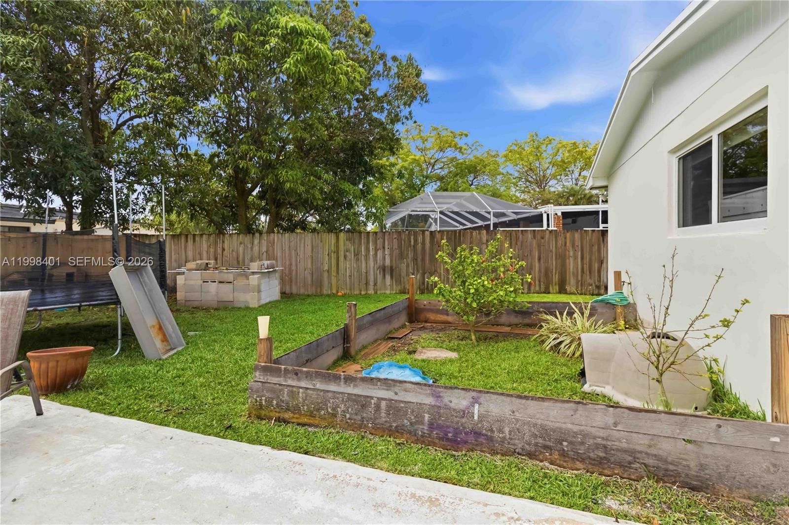 Real estate property located at 19911 84th Ave, Miami-dade, Saga Bay Sec One Part Two, Cutler Bay, FL