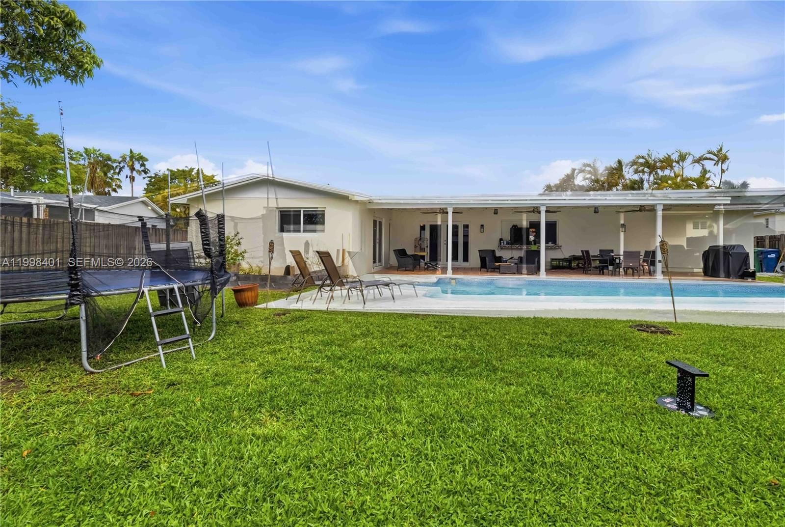 Real estate property located at 19911 84th Ave, Miami-dade, Saga Bay Sec One Part Two, Cutler Bay, FL