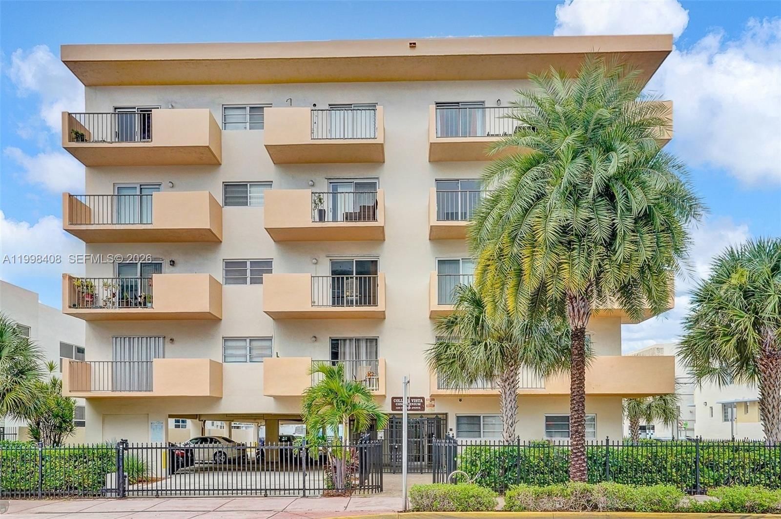 Real estate property located at 1150 Collins Ave #402, Miami-dade, Collins Vista Condo, Miami Beach, FL