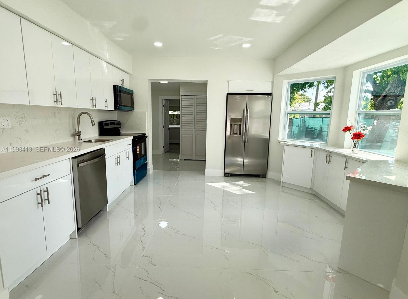 Real estate property located at 2516 Wiley Ct, Broward, Sunshine Manor, Hollywood, FL