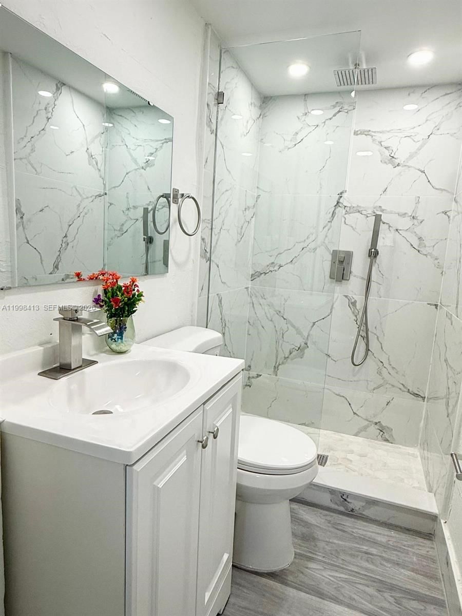 Real estate property located at 2516 Wiley Ct, Broward, Sunshine Manor, Hollywood, FL