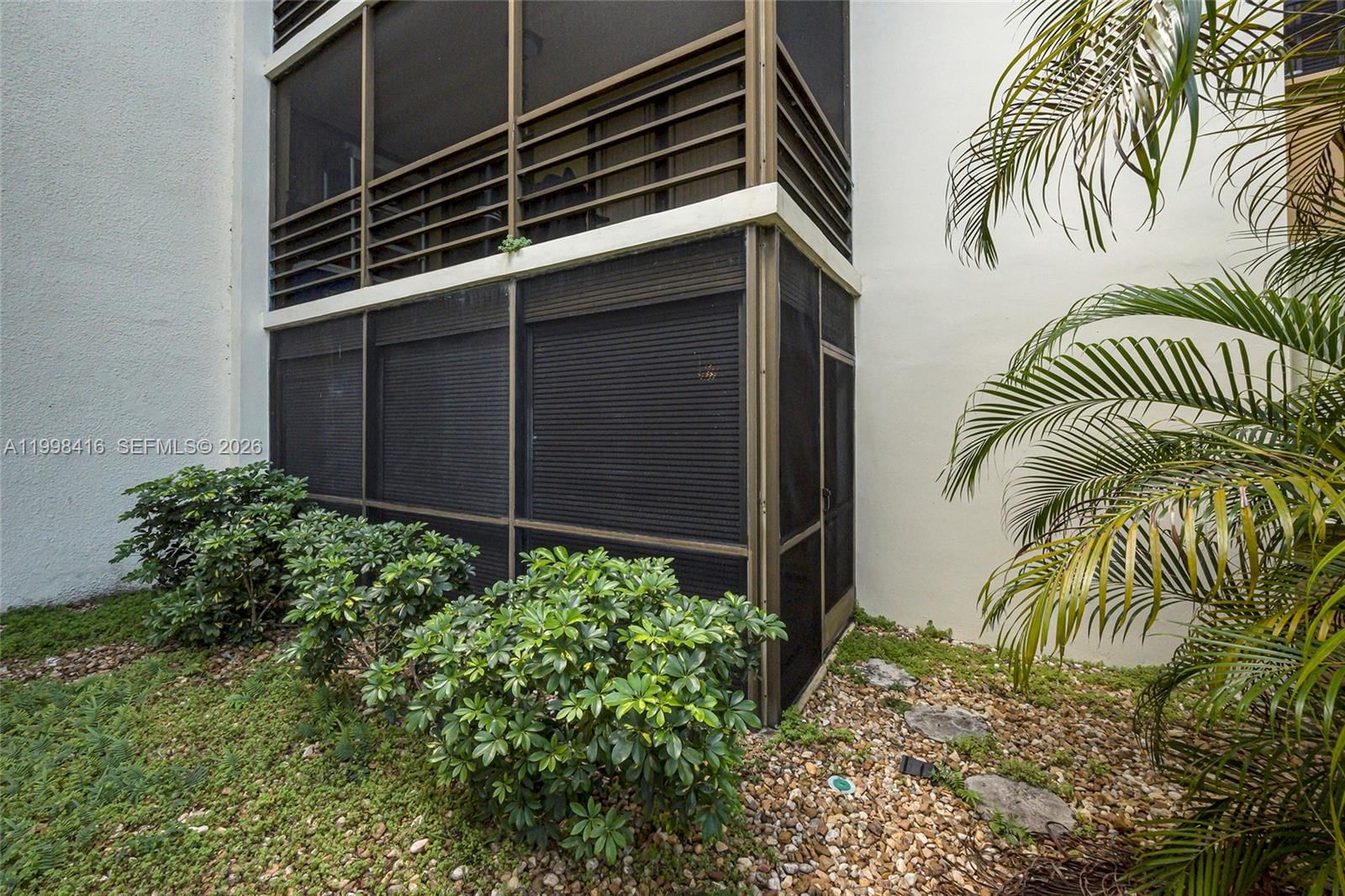 Real estate property located at 671 195th St #114E, Miami-dade, Cedar Glenn Condo Apts Ea, Miami, FL