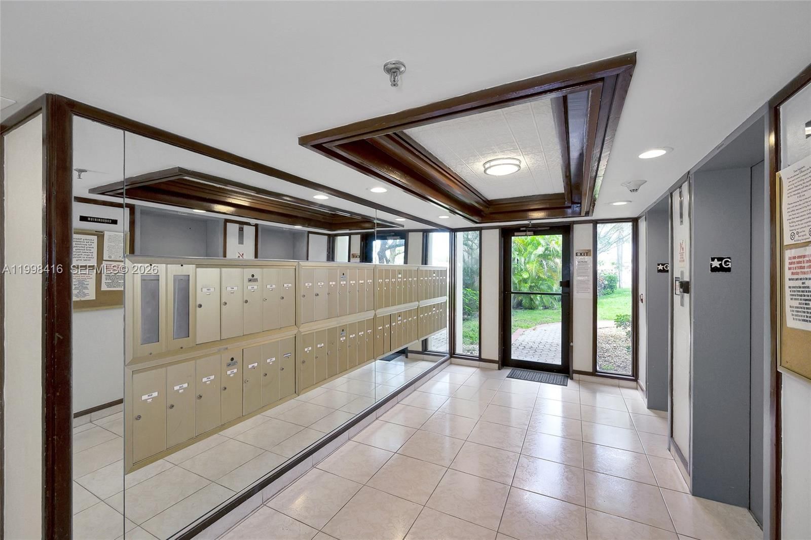 Real estate property located at 671 195th St #114E, Miami-dade, Cedar Glenn Condo Apts Ea, Miami, FL