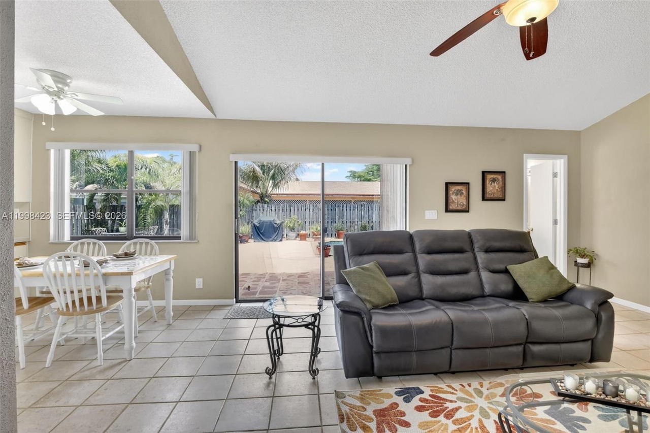 Real estate property located at 10471 21st Ct, Broward, Millers Sunrise Estates S, Sunrise, FL
