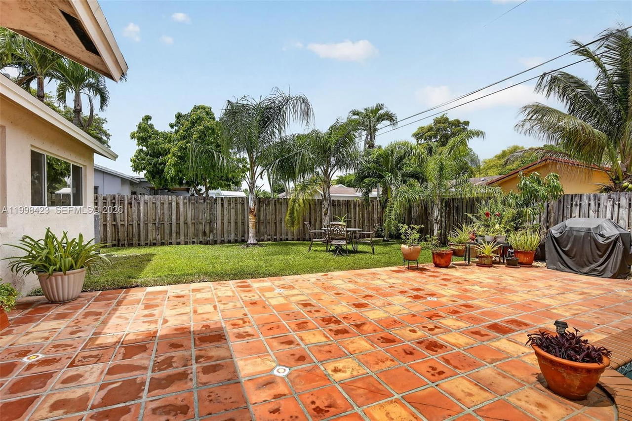 Real estate property located at 10471 21st Ct, Broward, Millers Sunrise Estates S, Sunrise, FL