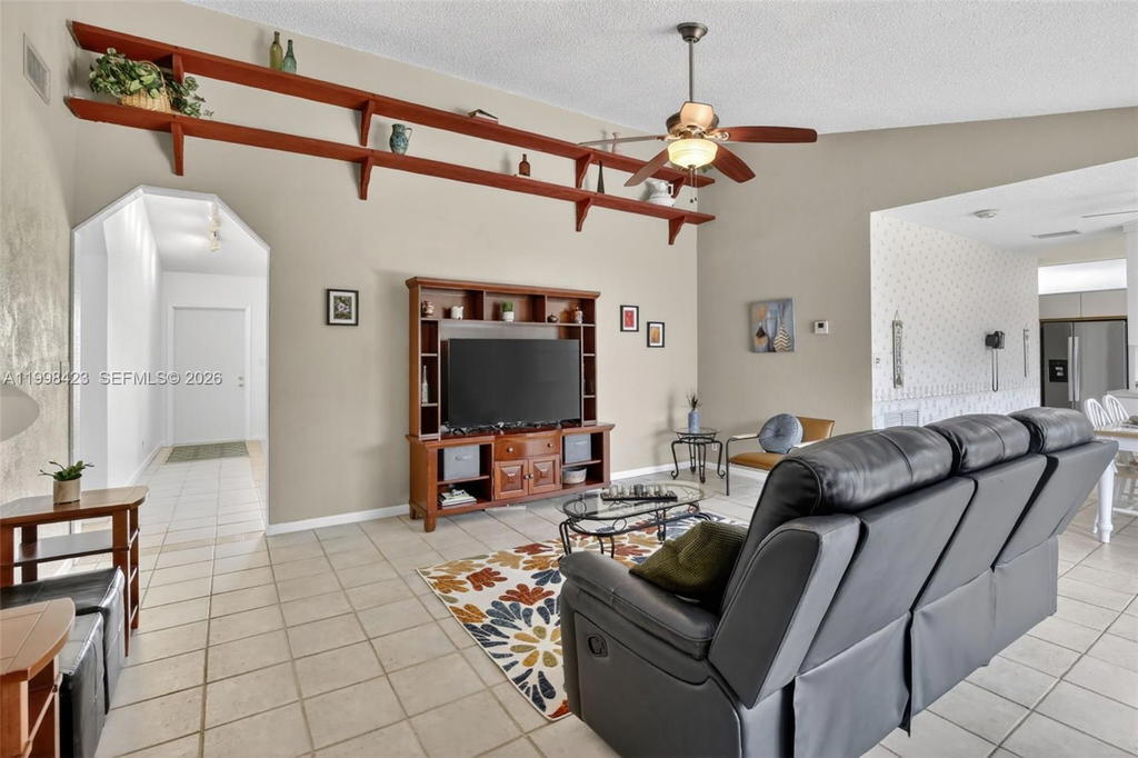 Real estate property located at 10471 21st Ct, Broward, Millers Sunrise Estates S, Sunrise, FL