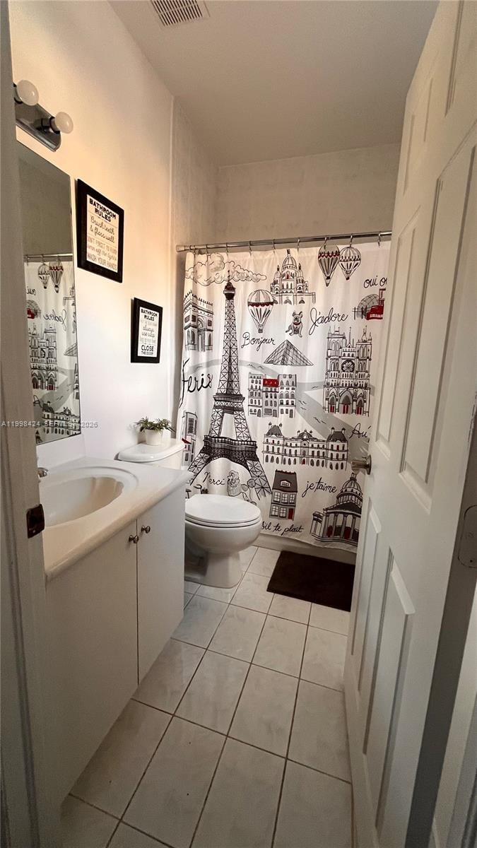 Real estate property located at 4943 Leeward Ln #3204, Broward, Villas At Harbor Isles Co, Dania Beach, FL