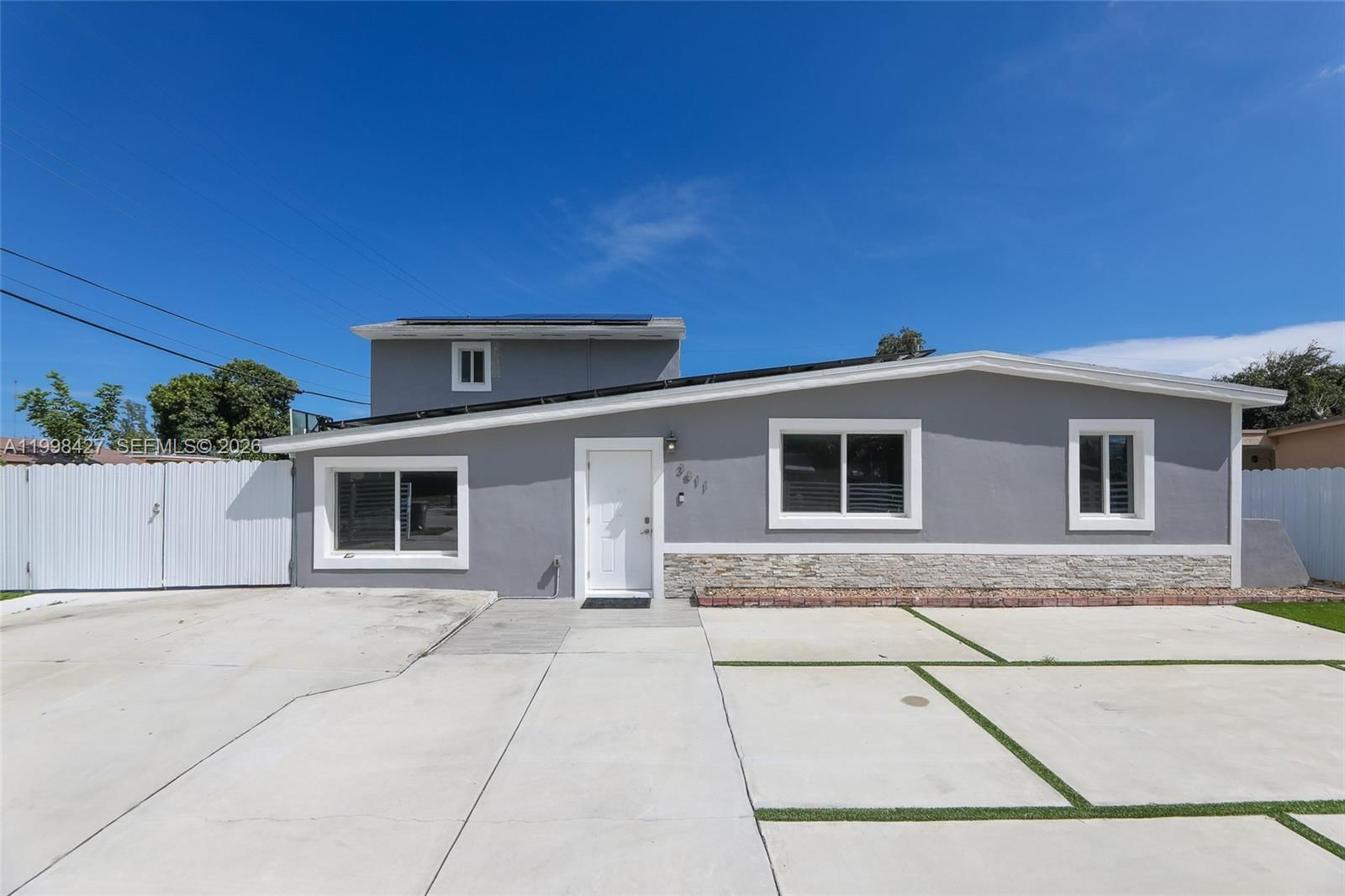 Real estate property located at 3811 47 ave, Broward, Lake Forest Sec 3, West Park, FL