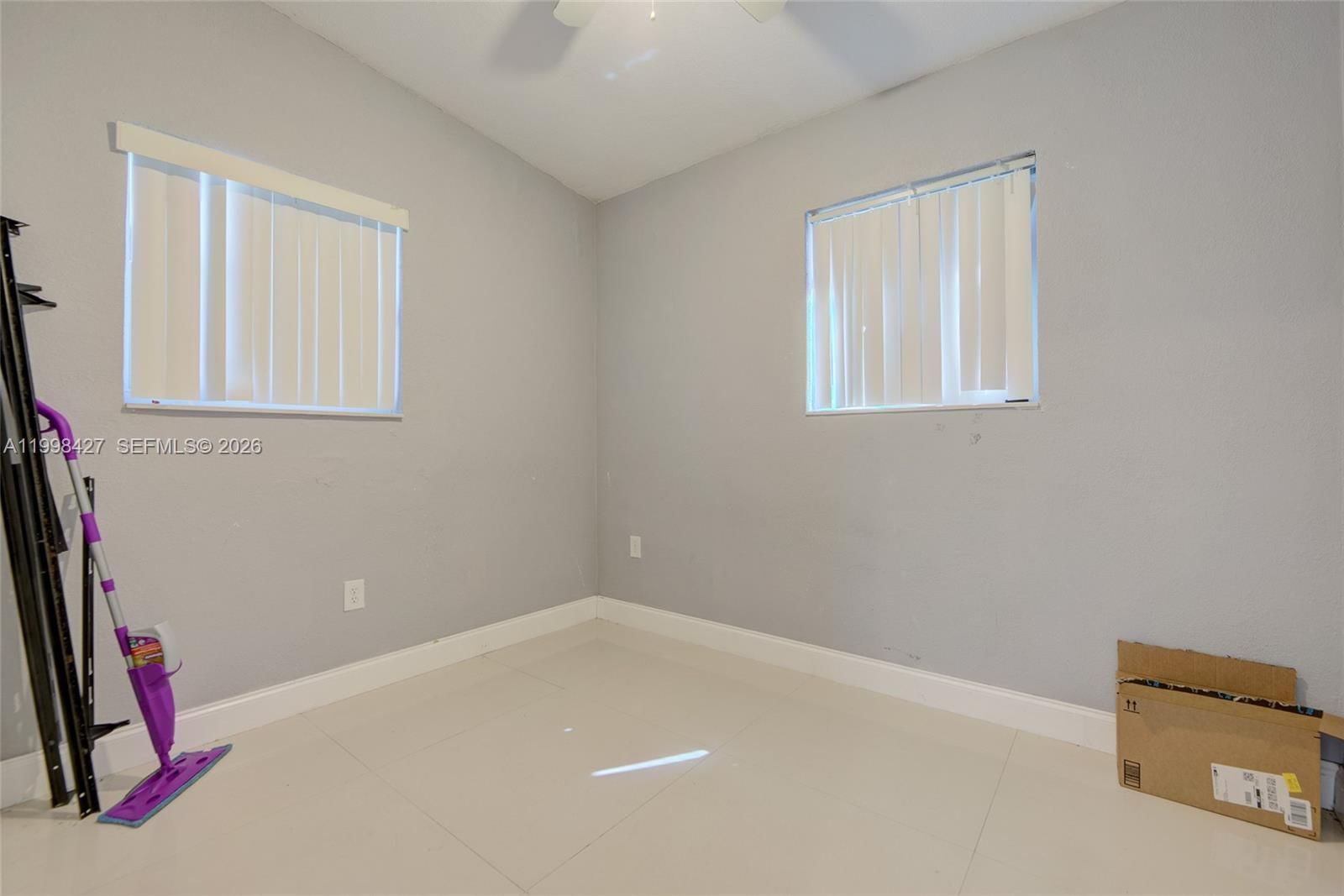 Real estate property located at 3811 47 ave, Broward, Lake Forest Sec 3, West Park, FL