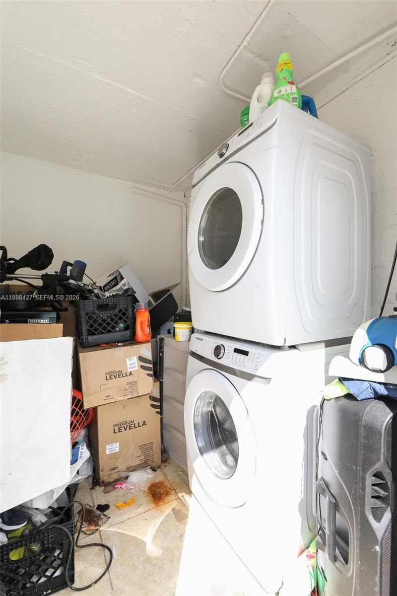 Real estate property located at 3811 47 ave, Broward, Lake Forest Sec 3, West Park, FL