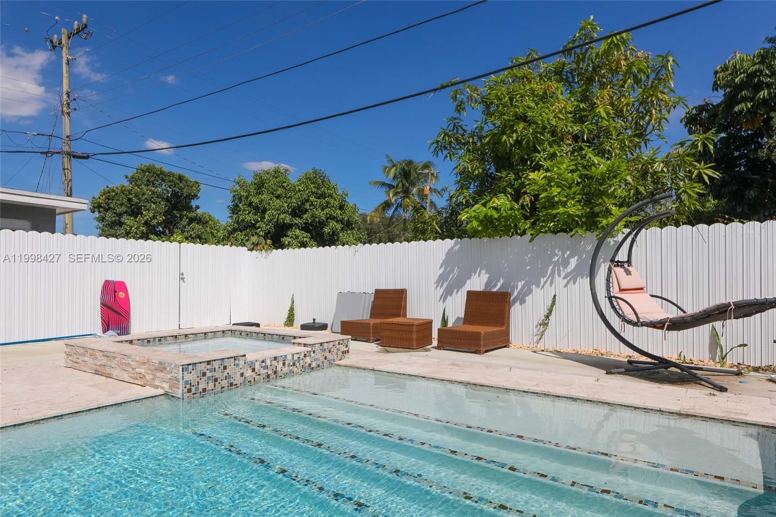 Real estate property located at 3811 47 ave, Broward, Lake Forest Sec 3, West Park, FL