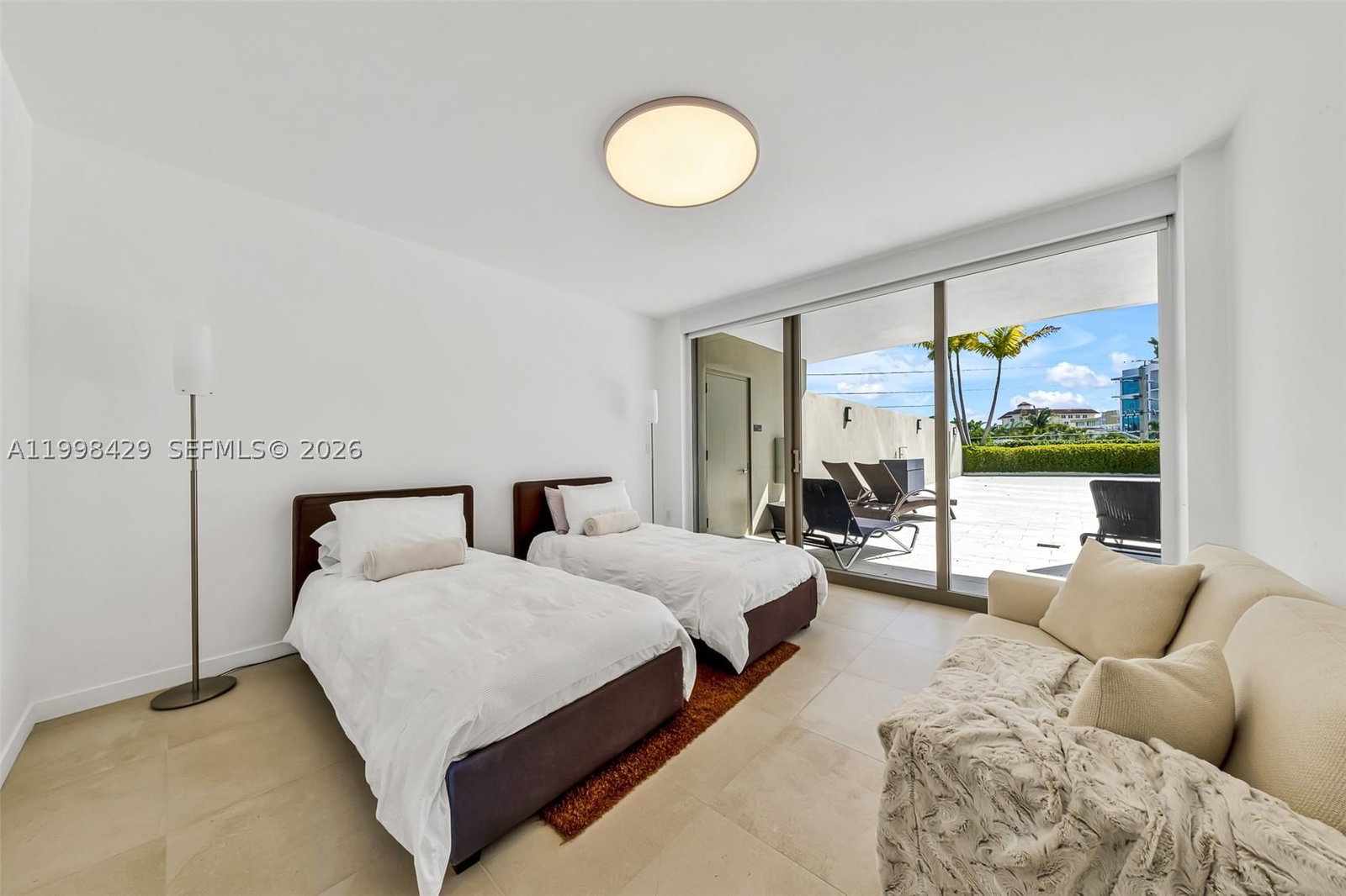 Real estate property located at 1135 103rd St #304, Miami-dade, Onda Condo, Bay Harbor Islands, FL