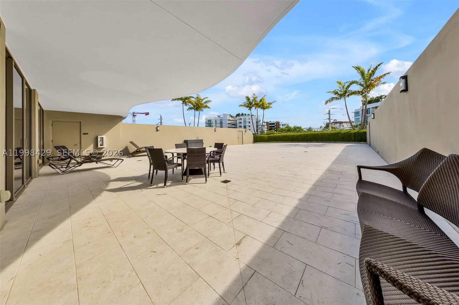 Real estate property located at 1135 103rd St #304, Miami-dade, Onda Condo, Bay Harbor Islands, FL