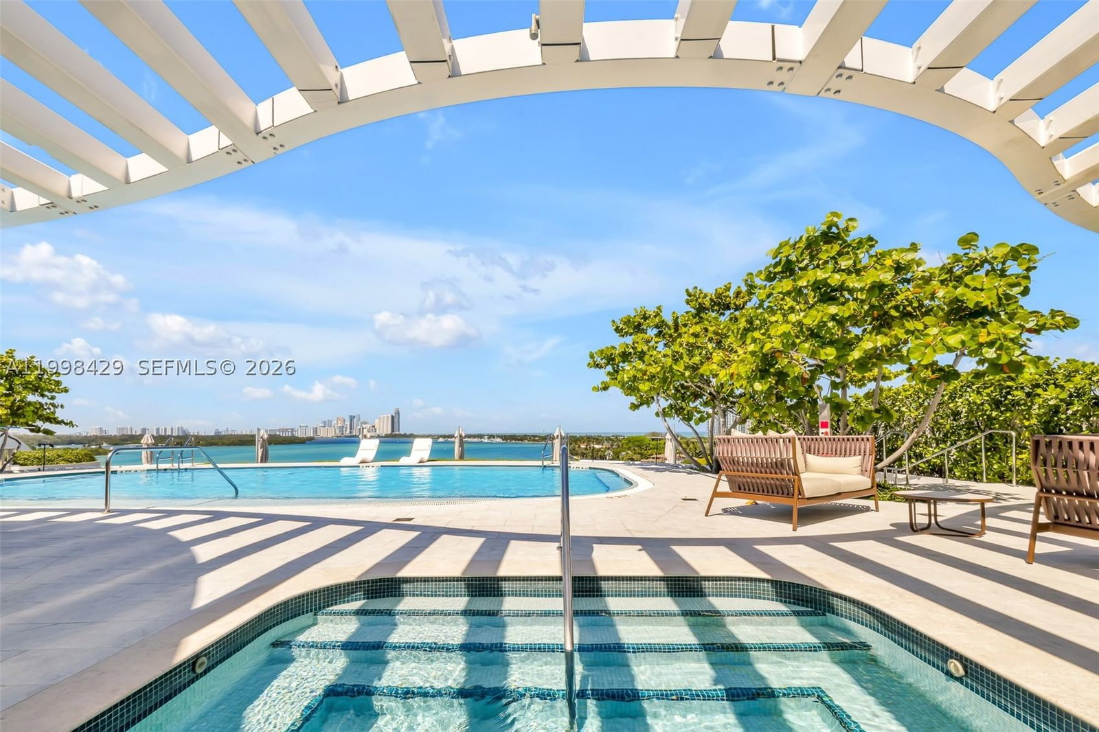 Real estate property located at 1135 103rd St #304, Miami-dade, Onda Condo, Bay Harbor Islands, FL