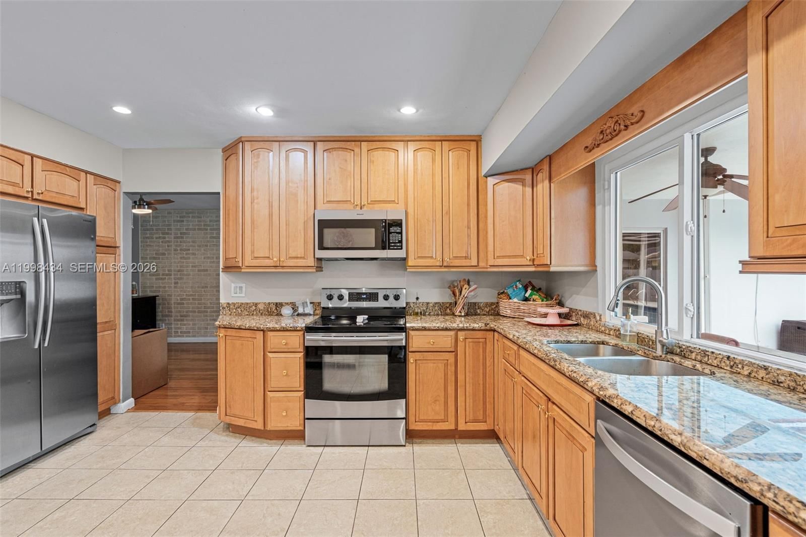 Real estate property located at 5214 Park Rd, Broward, Hollywood Hills Amen Plat, Hollywood, FL