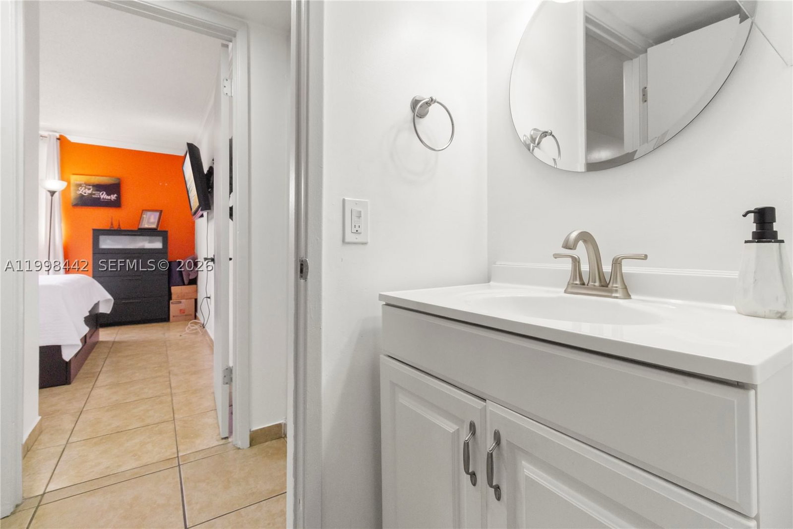 Real estate property located at 840 87th Ave #405, Miami-dade, Pinebark Condo No 2 - Bld, Miami, FL