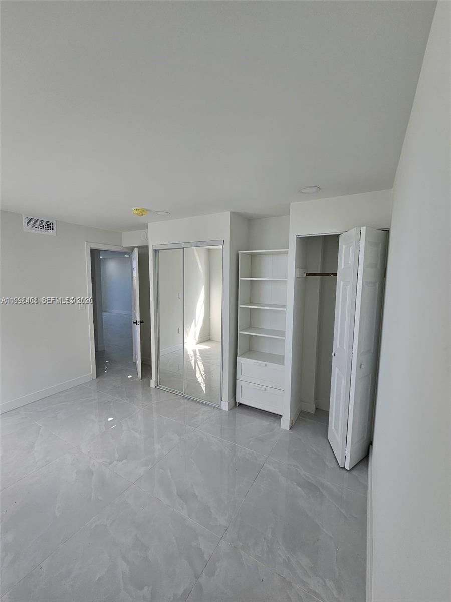 Real estate property located at 7125 Bay Dr #506, Miami-dade, Bay Plaza Condo, Miami Beach, FL