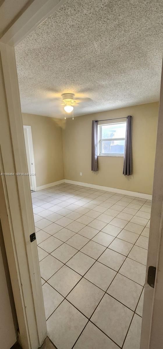 Real estate property located at 880 26th St, Miami-dade, Hialeah 13th Addn Amd Pl, Hialeah, FL