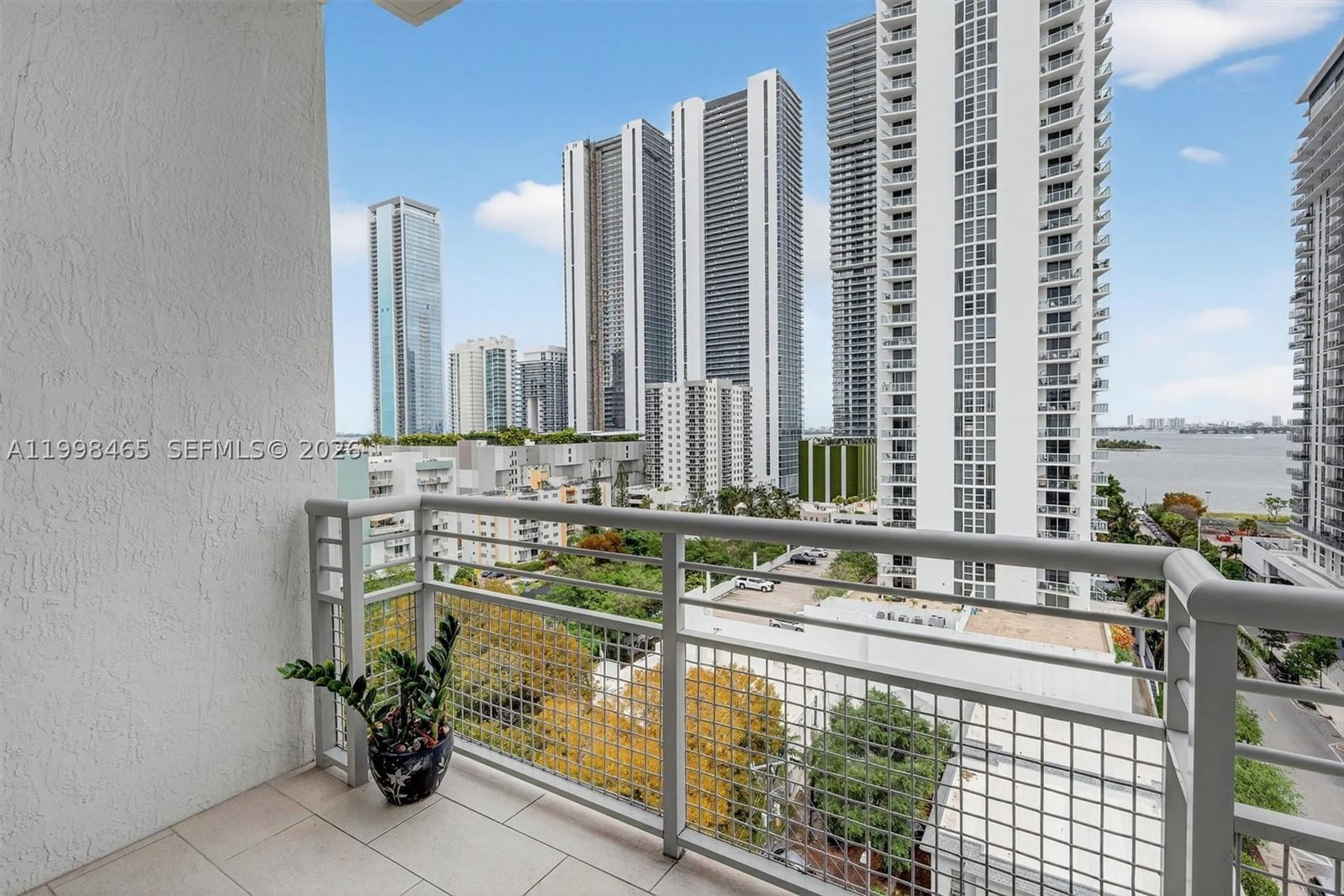 Real estate property located at 2200 4th Ave #1003, Miami-dade, Edgewater Lofts Condo, Miami, FL