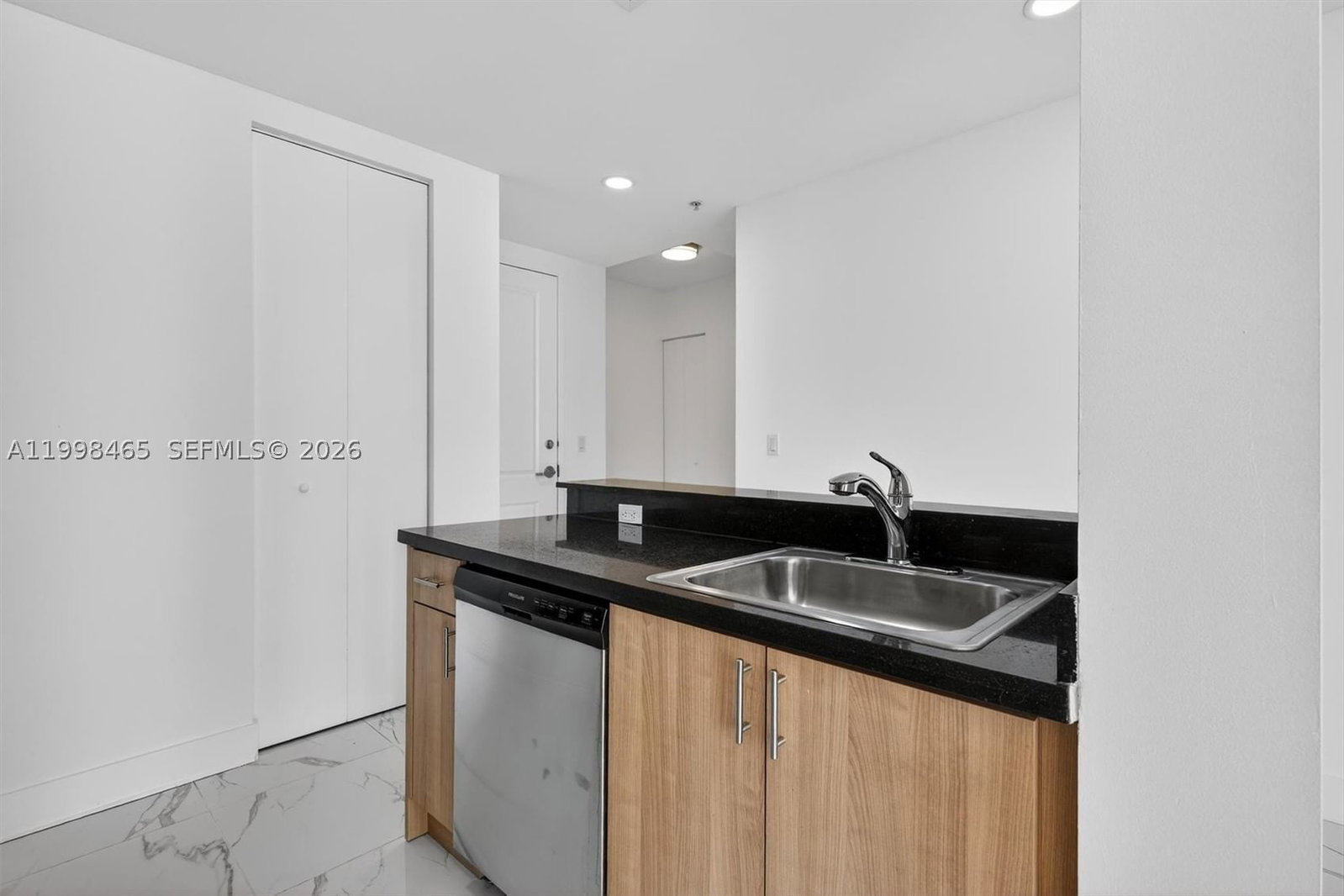Real estate property located at 2200 4th Ave #1003, Miami-dade, Edgewater Lofts Condo, Miami, FL