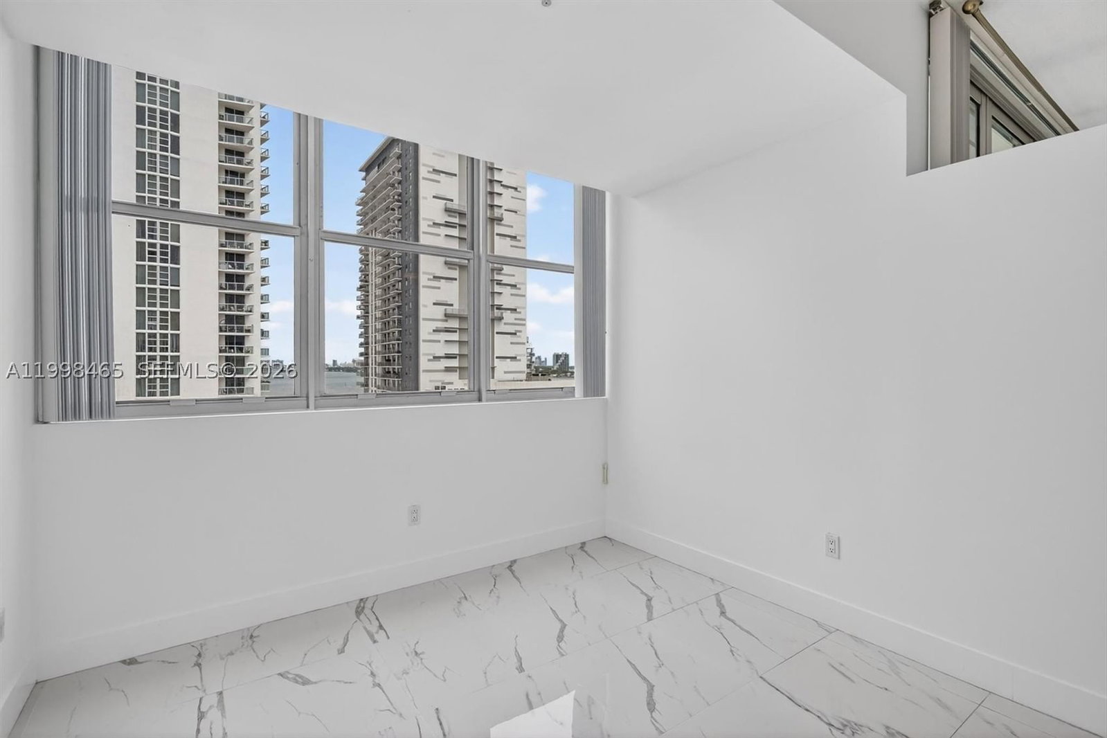 Real estate property located at 2200 4th Ave #1003, Miami-dade, Edgewater Lofts Condo, Miami, FL