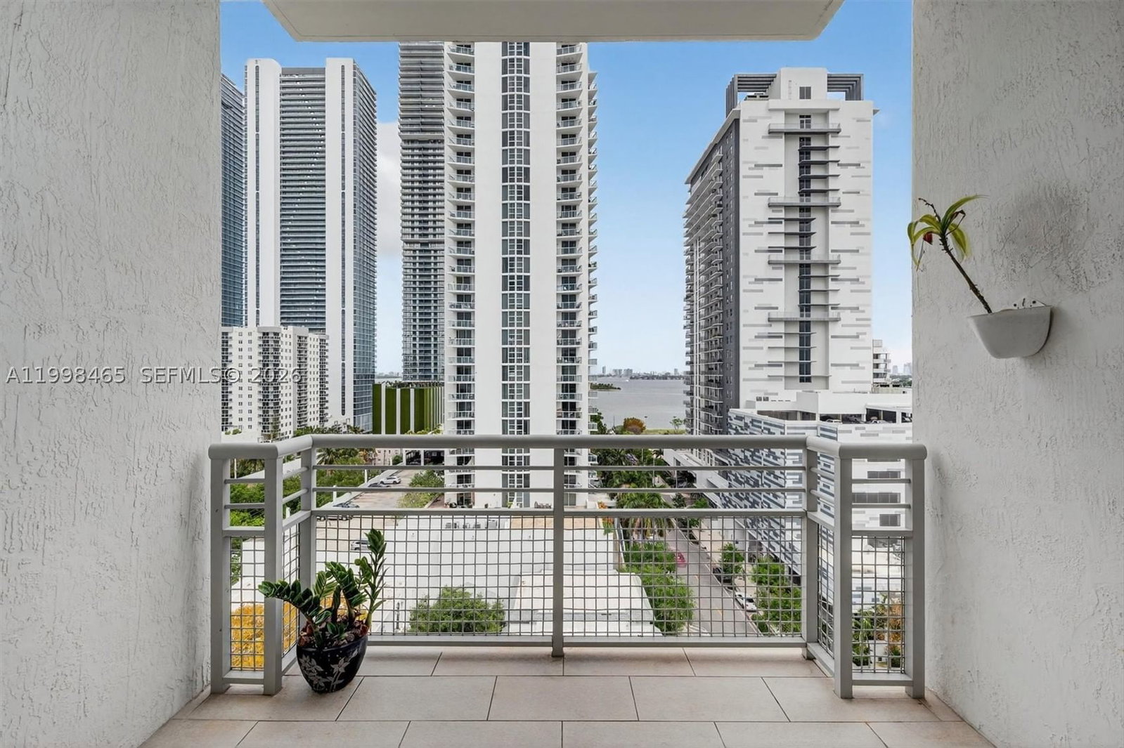 Real estate property located at 2200 4th Ave #1003, Miami-dade, Edgewater Lofts Condo, Miami, FL