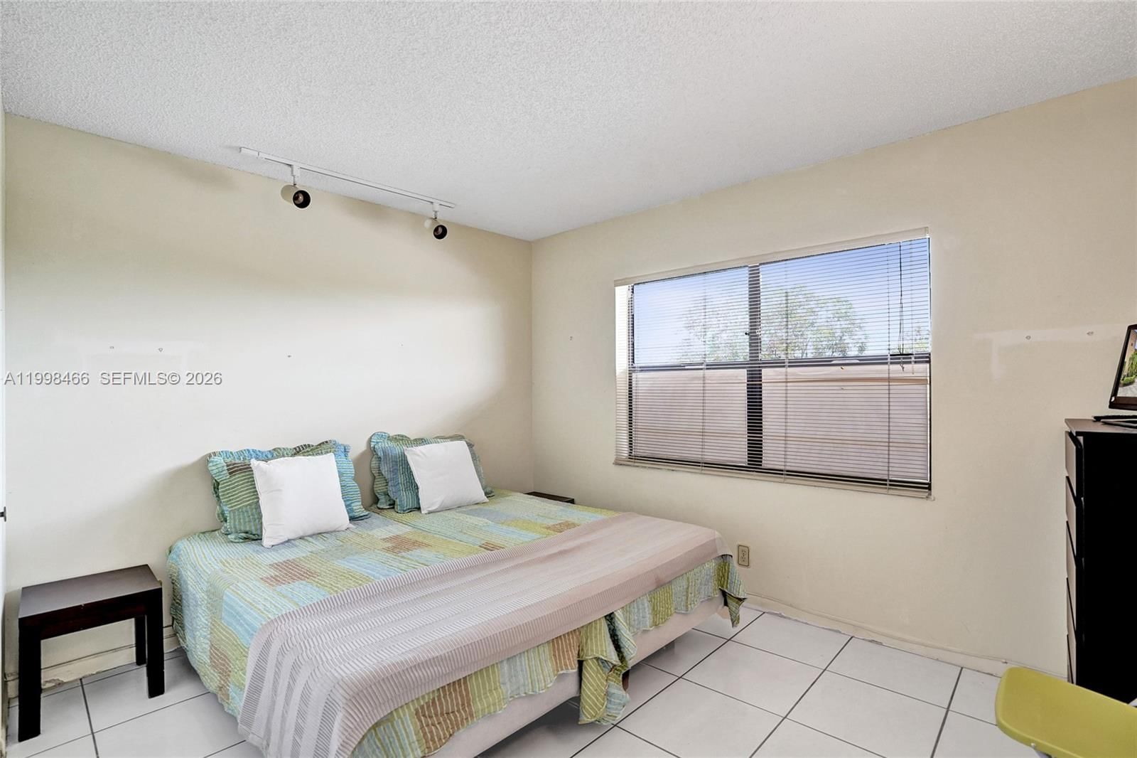 Real estate property located at 10100 30th Ct #310, Broward, Sunrise Lakes 171 Condo, Sunrise, FL