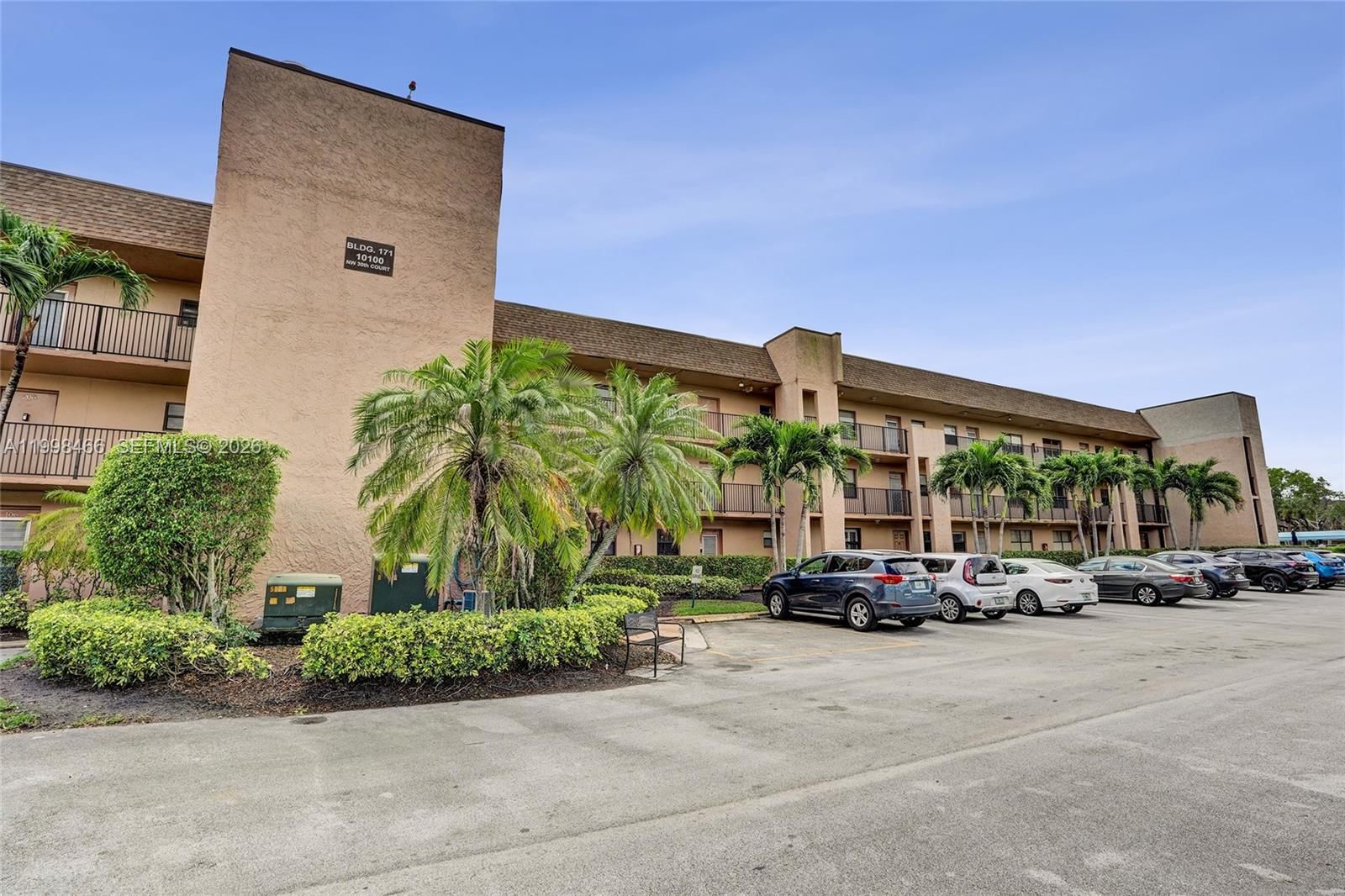 Real estate property located at 10100 30th Ct #310, Broward, Sunrise Lakes 171 Condo, Sunrise, FL