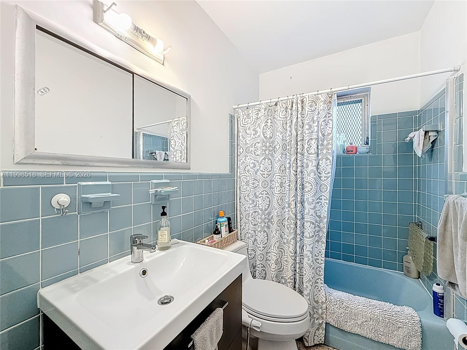 Real estate property located at 8347 Dixie Hwy, Miami-dade, Biscayne Heights, Miami, FL