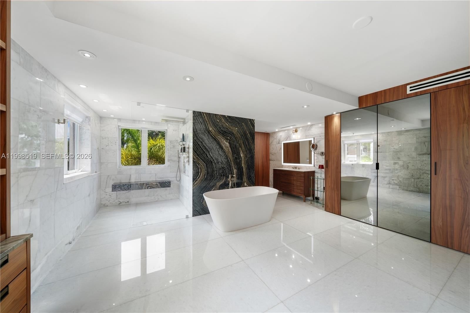 Real estate property located at 215 Palm Ave, Miami-dade, Riviera 1st & 2nd Addn Am, Miami Beach, FL