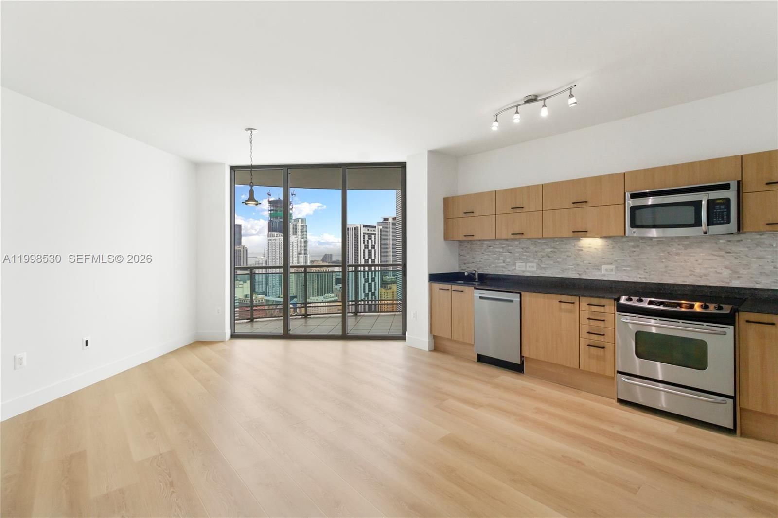 Real estate property located at 350 Miami Ave #3413, Miami-dade, Wind Condo, Miami, FL