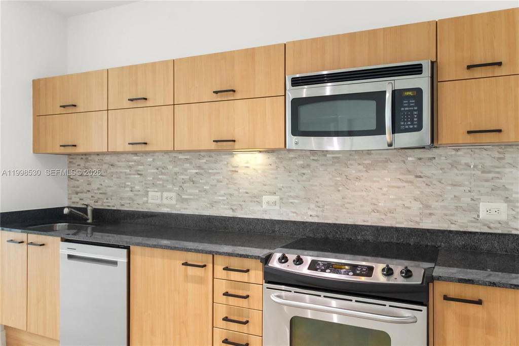 Real estate property located at 350 Miami Ave #3413, Miami-dade, Wind Condo, Miami, FL