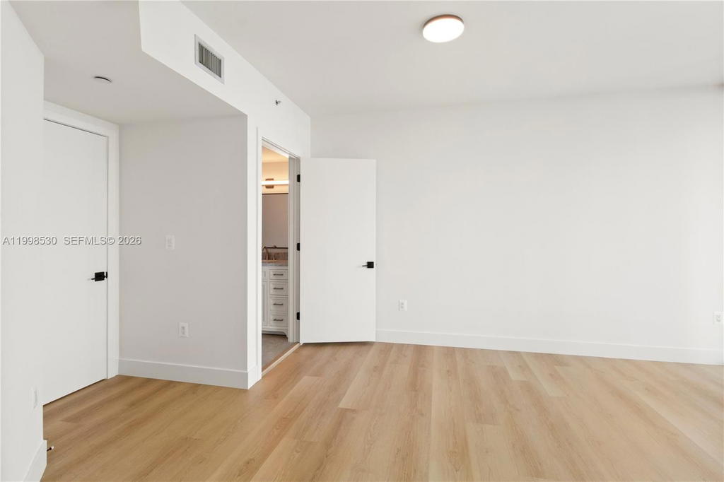Real estate property located at 350 Miami Ave #3413, Miami-dade, Wind Condo, Miami, FL