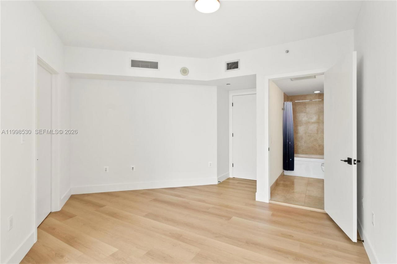 Real estate property located at 350 Miami Ave #3413, Miami-dade, Wind Condo, Miami, FL