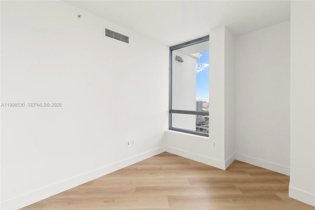 Real estate property located at 350 Miami Ave #3413, Miami-dade, Wind Condo, Miami, FL