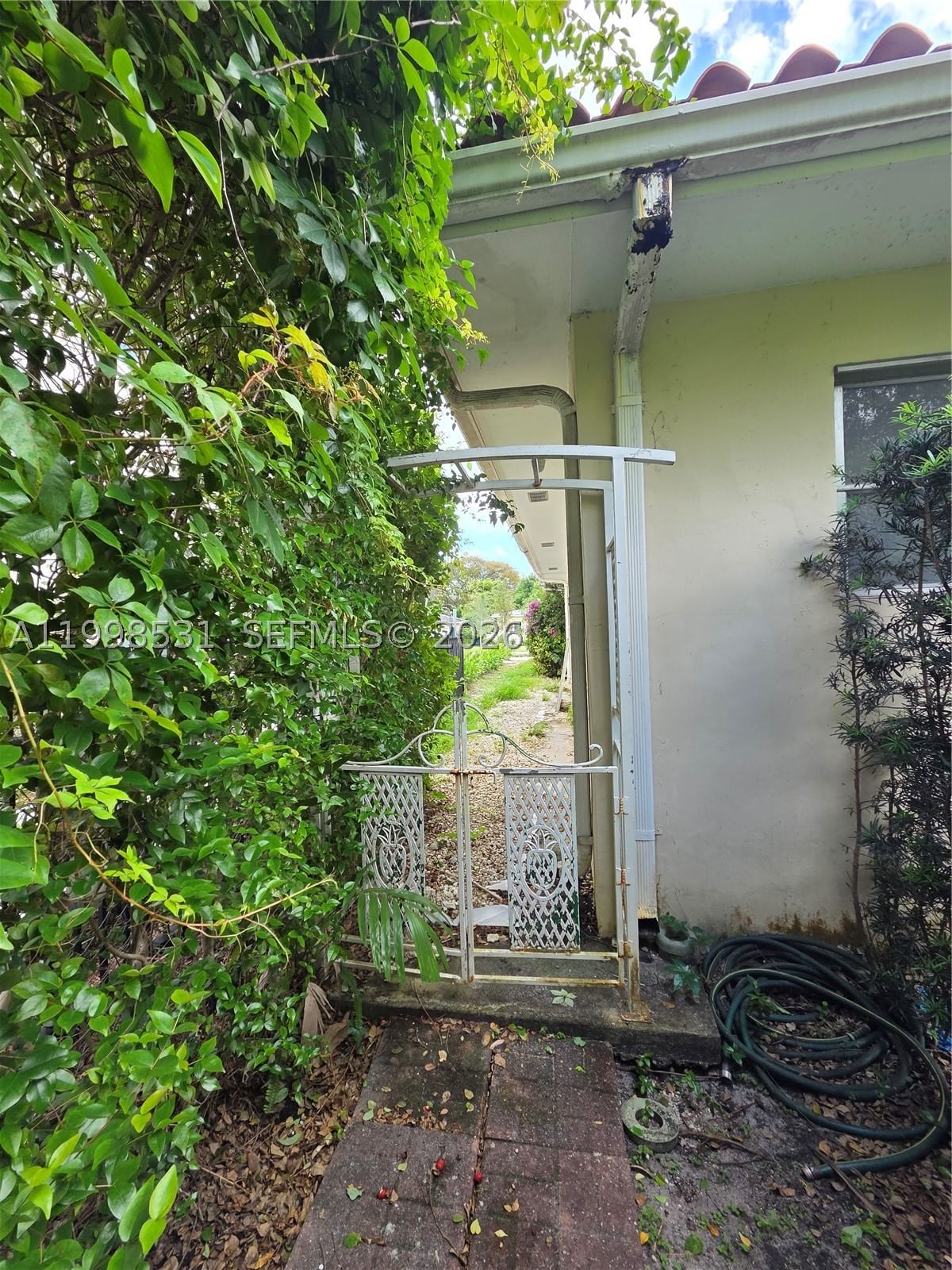 Real estate property located at 345 Malaga Ave, Miami-dade, Coral Gables Crafts Sec, Coral Gables, FL