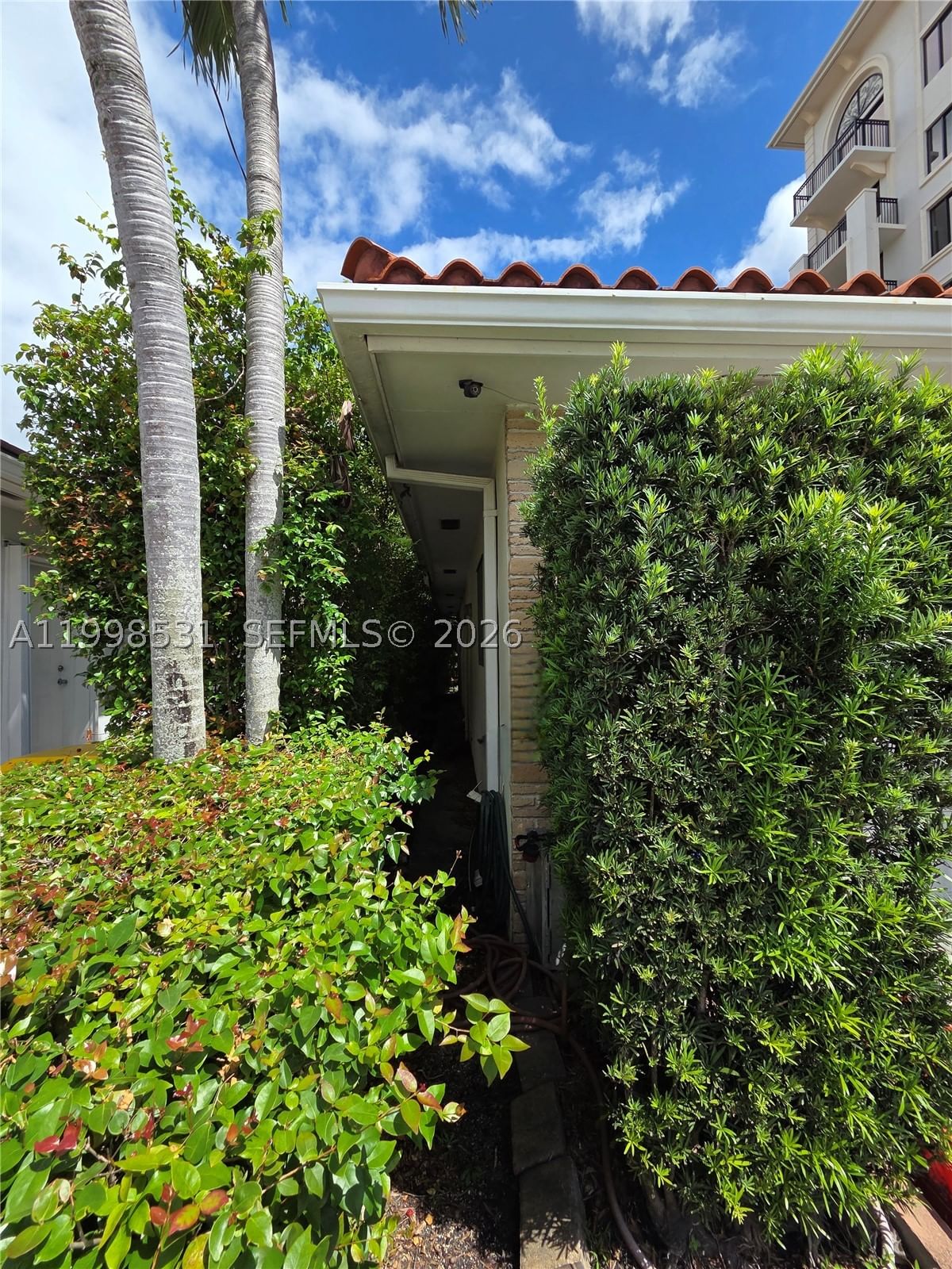 Real estate property located at 345 Malaga Ave, Miami-dade, Coral Gables Crafts Sec, Coral Gables, FL